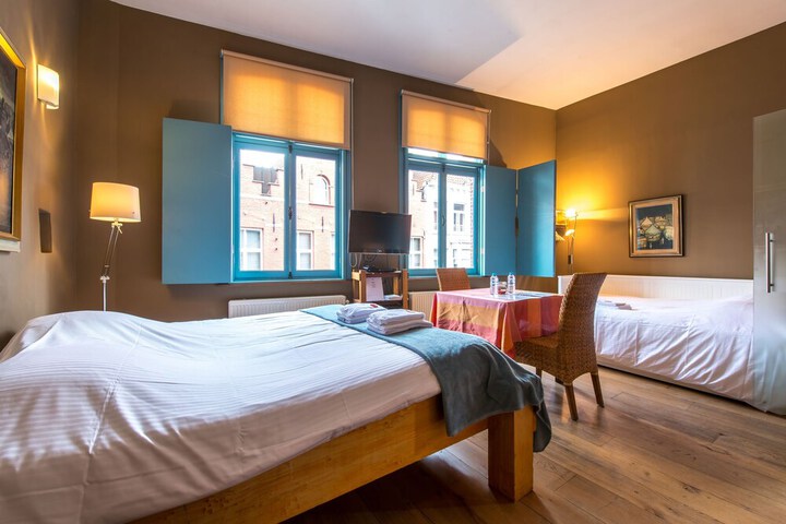 Room 20 of 40