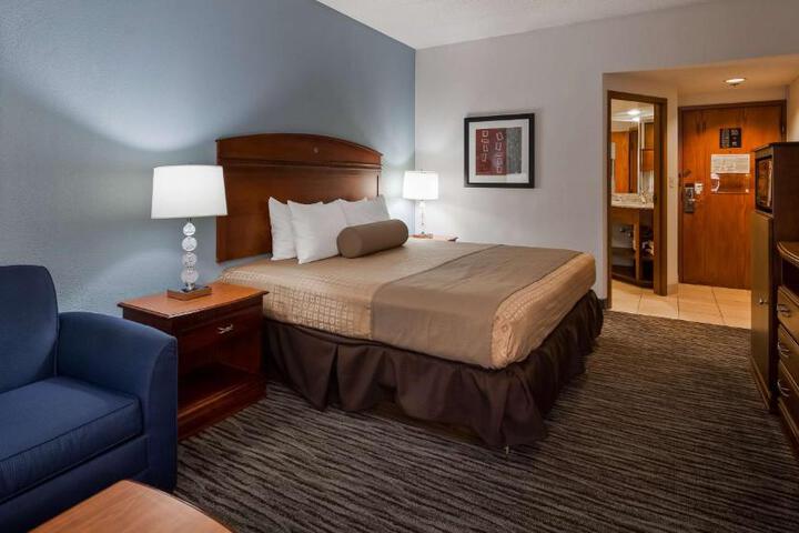 Standard | King Bed (13 of 13)