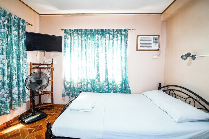 Room 42 of 65