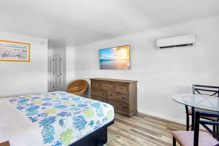 Room 27 of 88