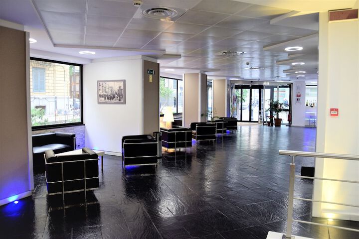 Guest Lobby