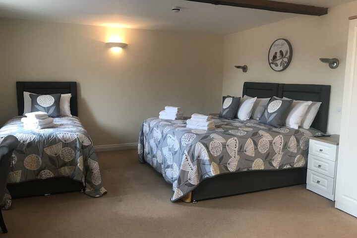 Room 8 of 44