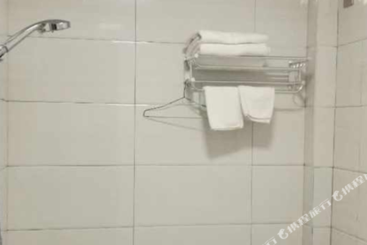 Pingjiang Xingjie Business Hotel