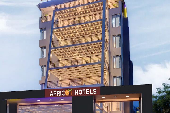 Hotel Apricot One Udaipur -Near Fateh Sagar Lake in Udaipur