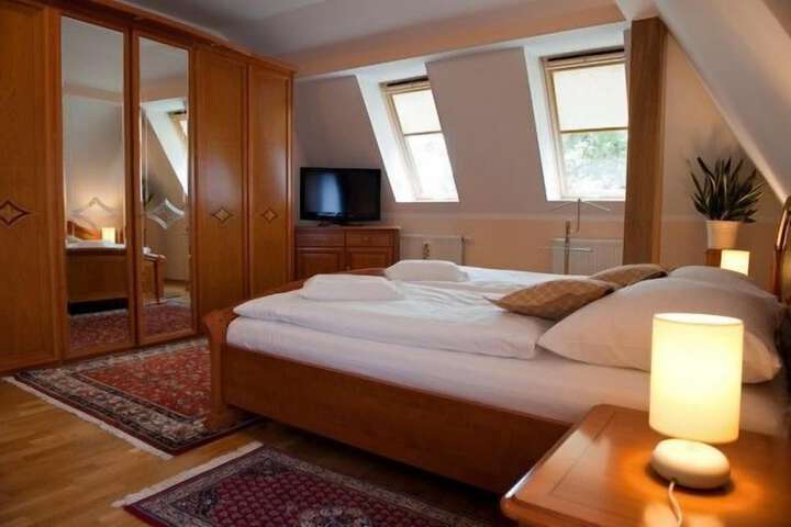 Room 18 of 55