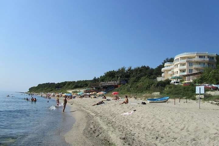 Beach 25 of 41