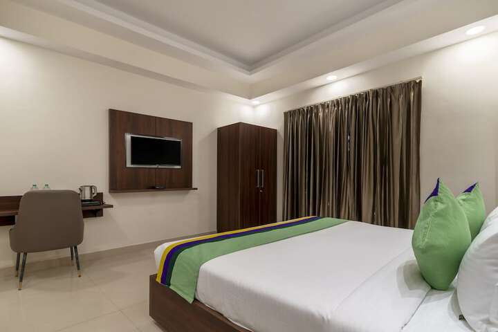 Room 22 of 40