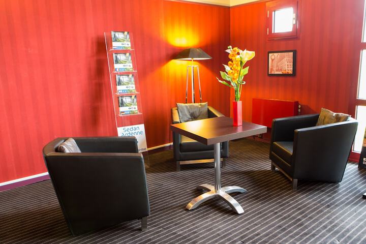 Hotel Lobby