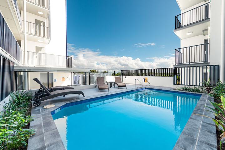 Pool 60 of 73