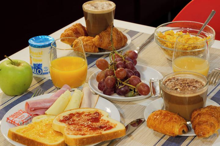 Breakfast buffet