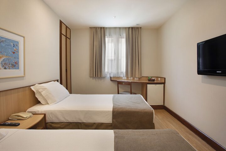 Room 35 of 57