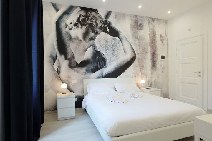 Room 46 of 155