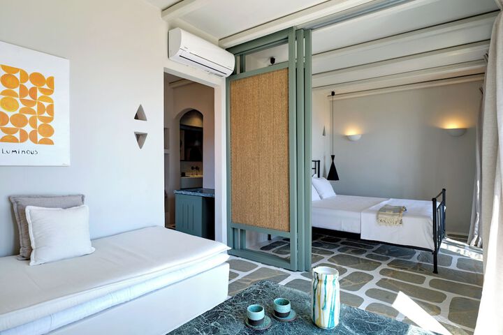 Room 10 of 79