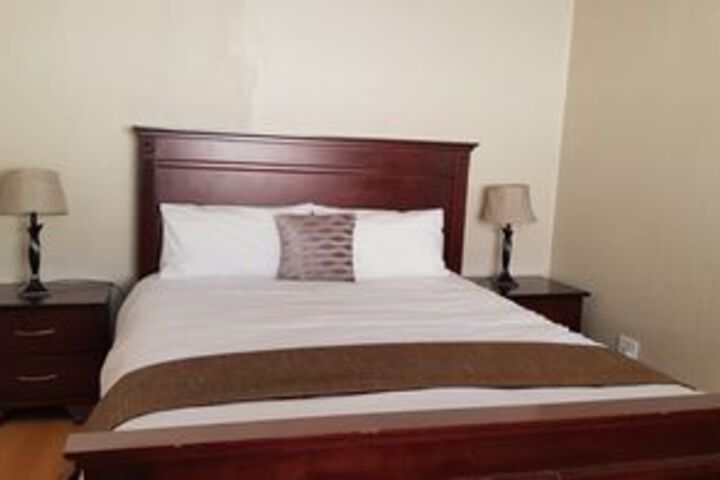 Room 8 of 31