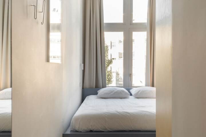 Room 29 of 51