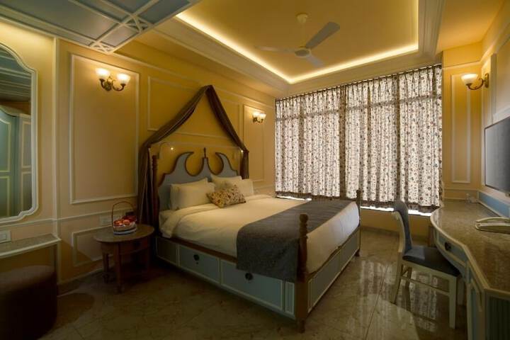 Room 45 of 81