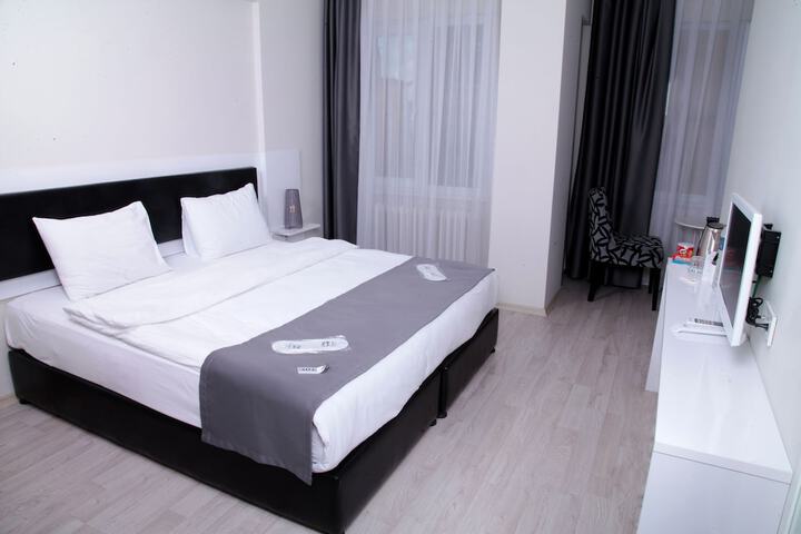 Room 44 of 60