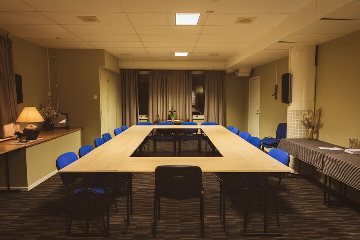 Meeting 32 of 40