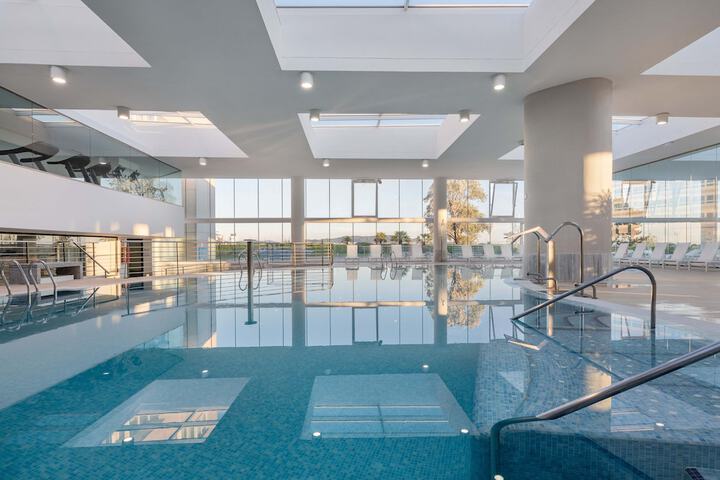 Hotel with Pool
