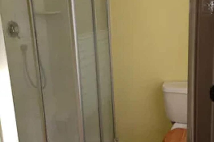 Clean Restrooms