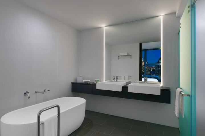 Room 20 of 49