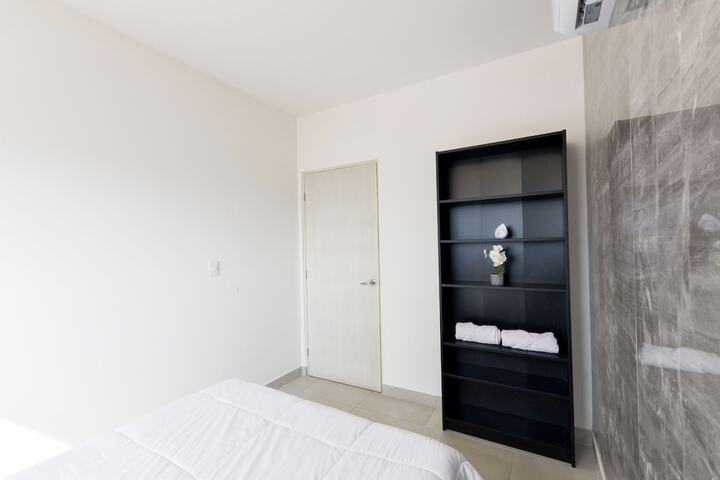 Room 5 of 249