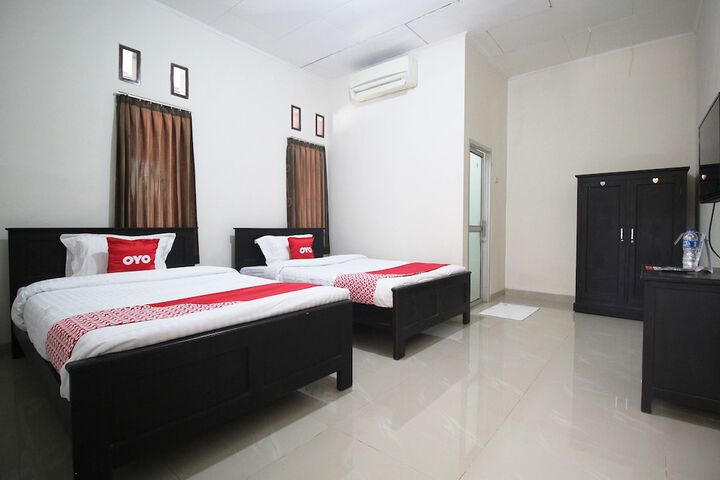 Room 14 of 34