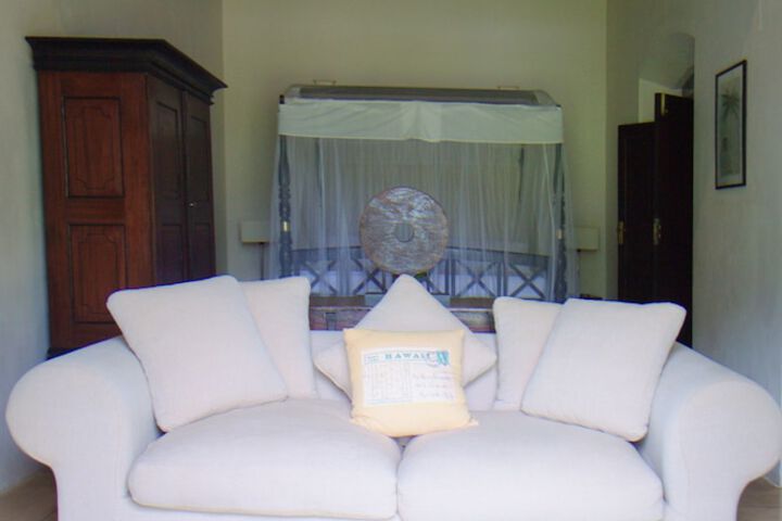 Room 9 of 43