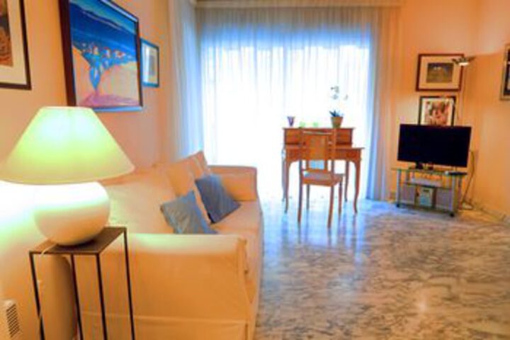 Room 18 of 20