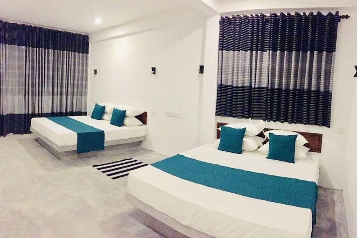 Room 2 of 30