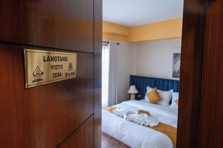 Room 14 of 42