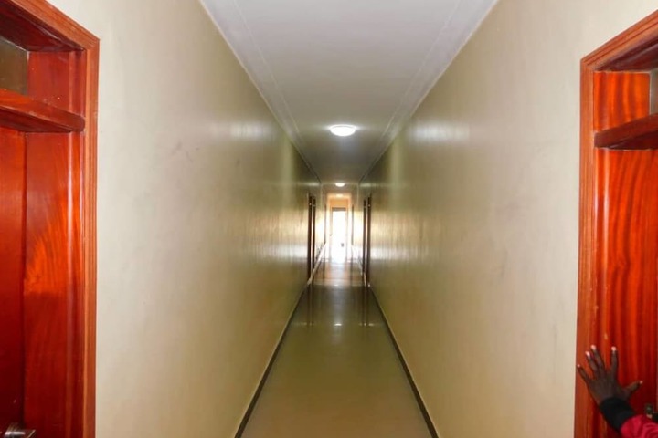 Ballroom/Hall 19 of 23