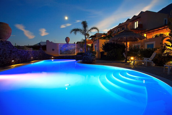 Pool 41 of 78