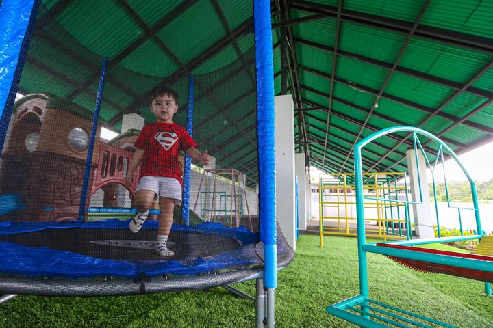 Childrens Activities 66 of 100