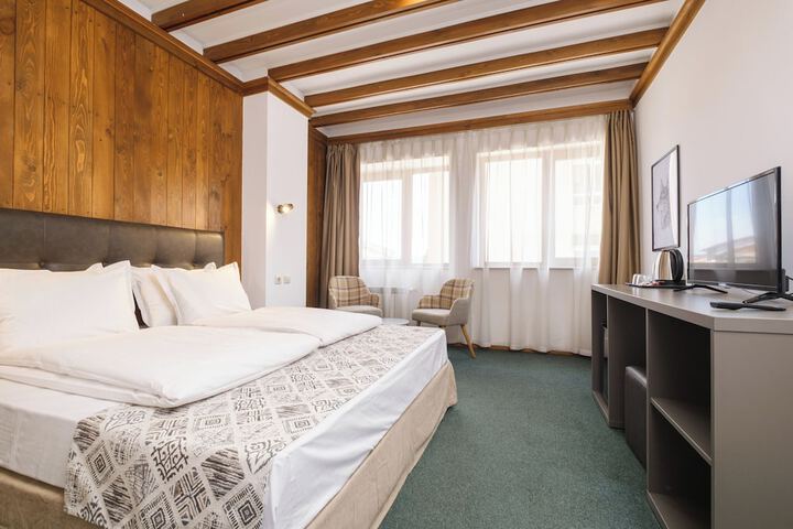 Room 2 of 12