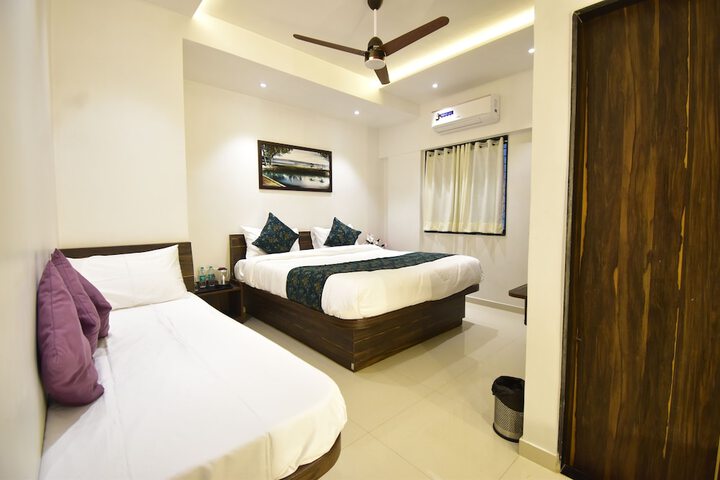 Room 20 of 33