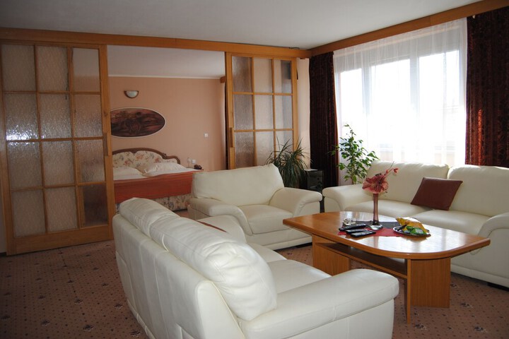 Room 20 of 44