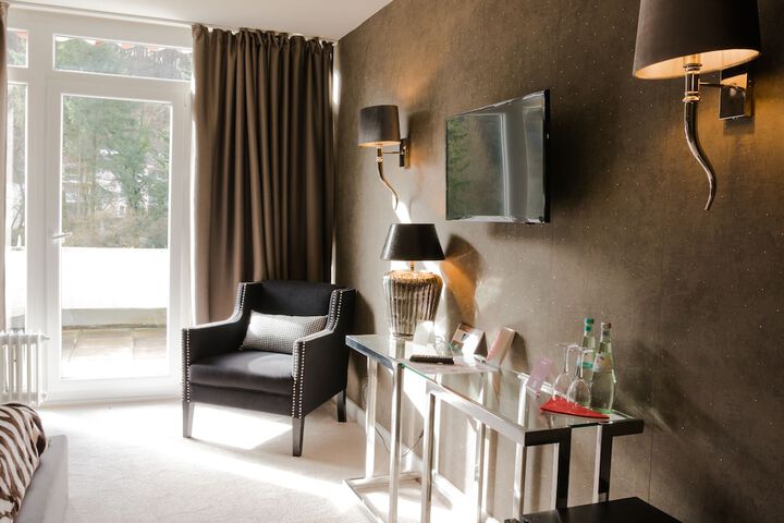 Room 22 of 48