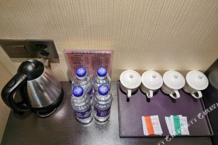 Chaoqian Holiday Hotel