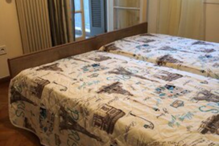 Room 70 of 74