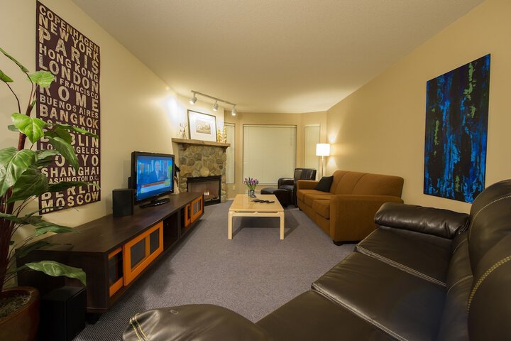 Room 8 of 42