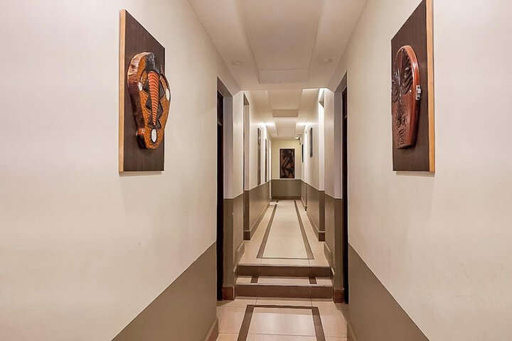 Ballroom/Hall 41 of 48