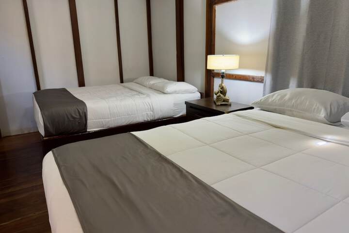 Room 4 of 22