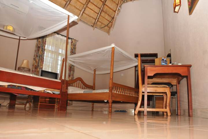 Room 18 of 38