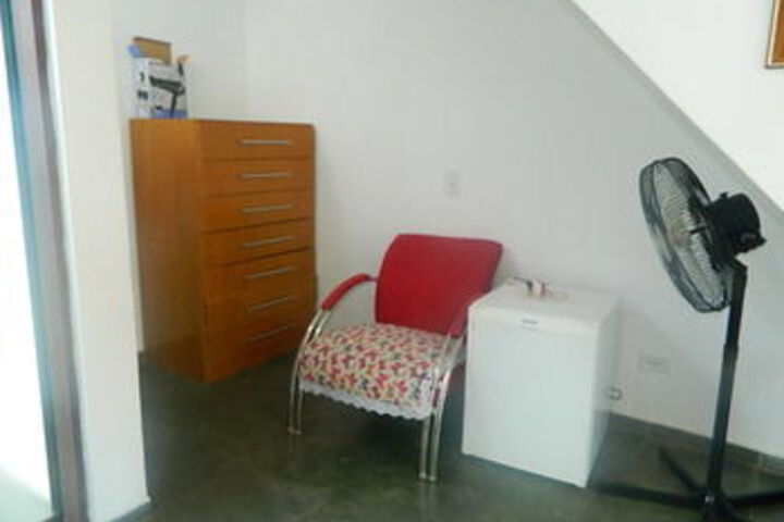 Room 80 of 90