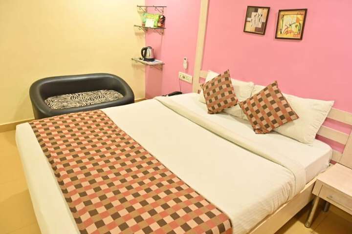 Room 14 of 73