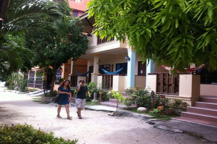 Property Grounds 33 of 36