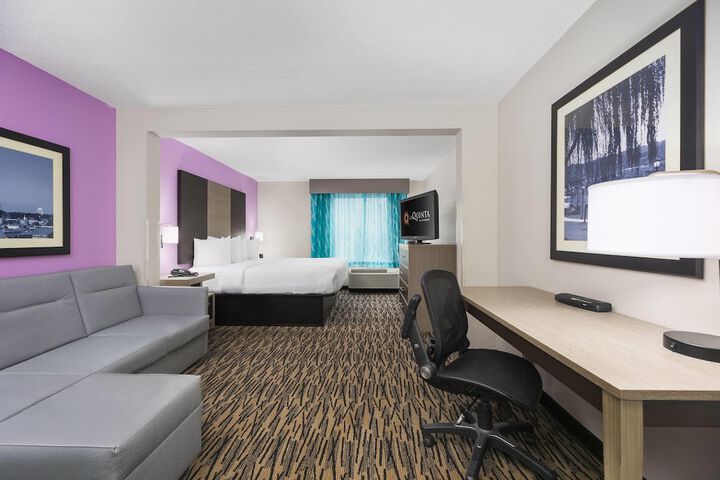 Room 15 of 49