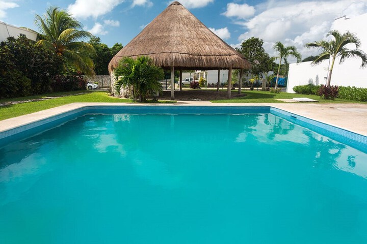 Pool 18 of 24