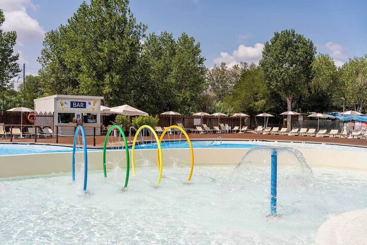 Pool 66 of 97